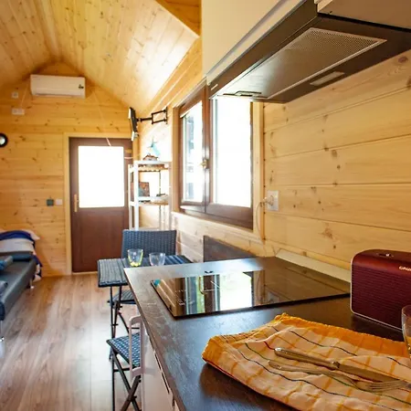Appartement Tiny House Ernesto *